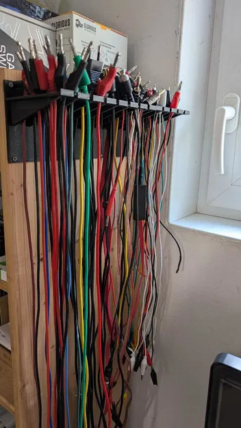 Giá giữ cáp cho cáp IT và Multimedia (khe 6mm/7mm) - Image 1