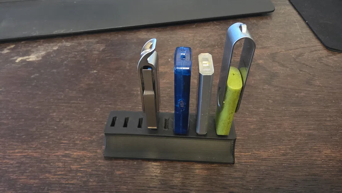 Giá đỡ USB A và USB C - Image 1