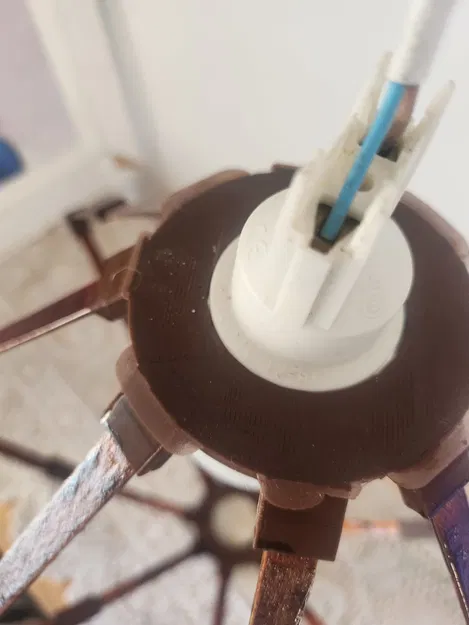 Đèn chùm bằng que kem (Chandelier with ice cream stick) - Image 6