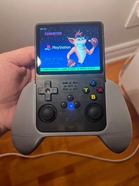 Tay Cầm R36S Controller Grip - Image 1