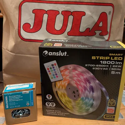 Giá đỡ LED-strip JULA "Anslut" (không dùng băng keo hai mặt)