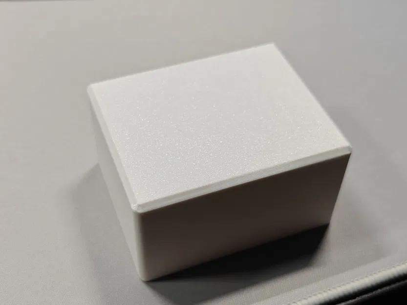 Nắp vát cạnh cho hộp thẻ Pokemon kiểu Pokeball - Image 1