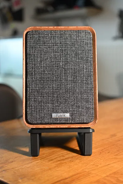 Ruark MR1 Mk3 – Chân Đế Desktop Nghiêng 13° - Image 1