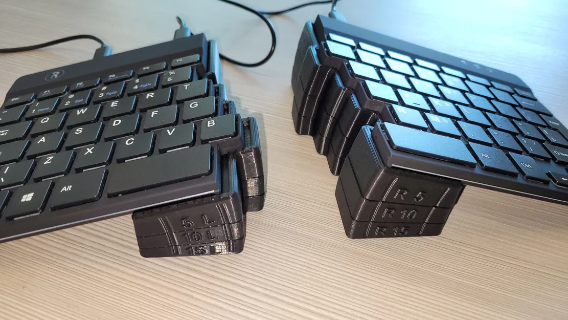 Giá đỡ xếp chồng cho bàn phím R-Go Split - Image 1