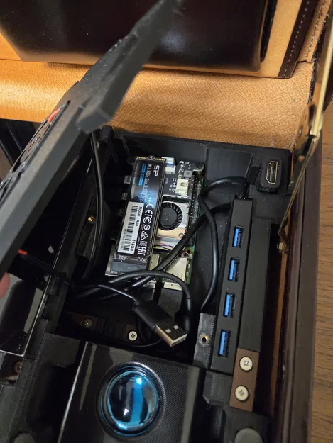 Bộ Briefcase Pentesting Rig cho Raspberry Pi (Raspberry Pi Briefcase Pentesting Rig) - Image 7