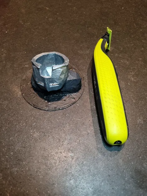 Philips One Blade – Stand phong cách Medieval (mũ cắm trên đá) - Image 2