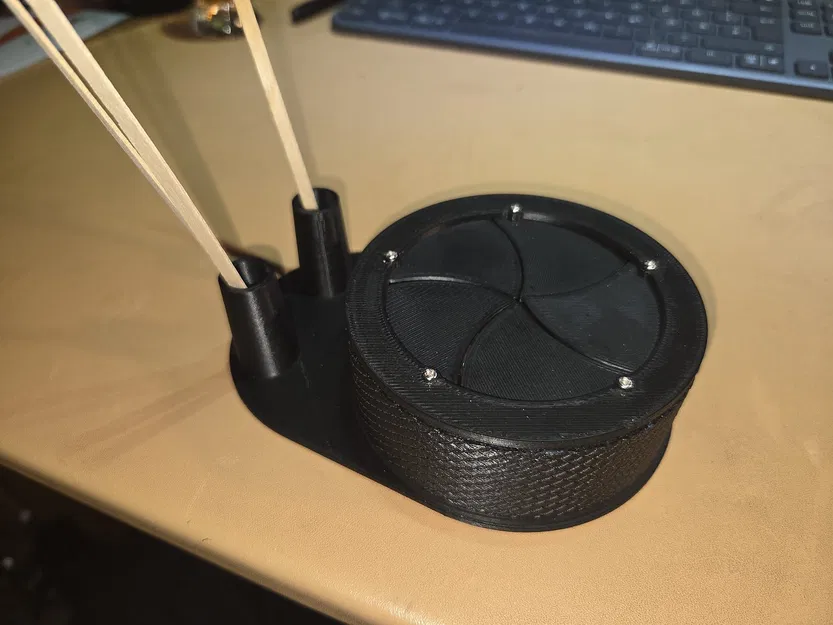 Hộp dispenser cho solder (flux) paste dựa trên iris container - Image 1