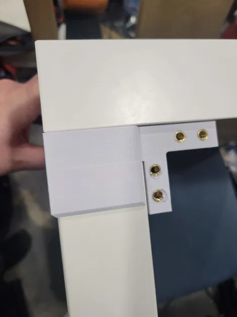 Một bộ bàn Ikea Lack nữa (Yet another Ikea Lack Table) - Image 3