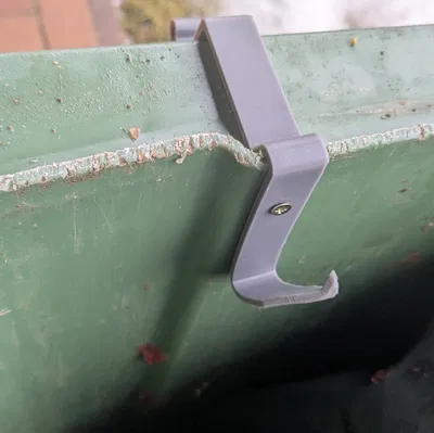 Kẹp túi rác (garbage bag clip)