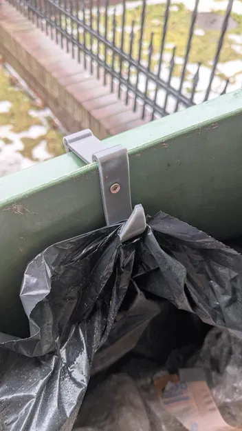 Kẹp túi rác (garbage bag clip) - Image 3