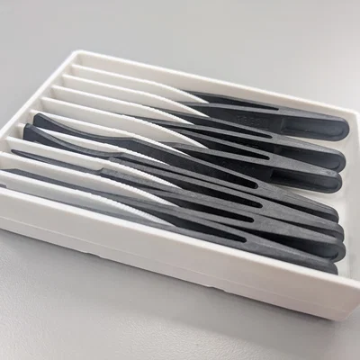 Khay Nhíp Gridfinity (Remix) – Remixed Gridfinity Tweezer Holder