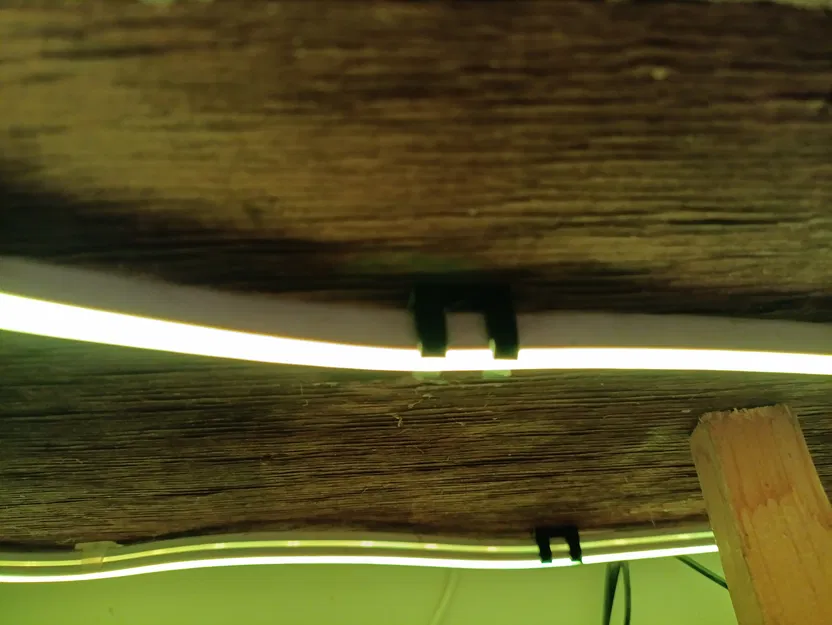 Ngàm cố định cho dải LED silicone (5.6 mm x 11.6 mm) - Image 1