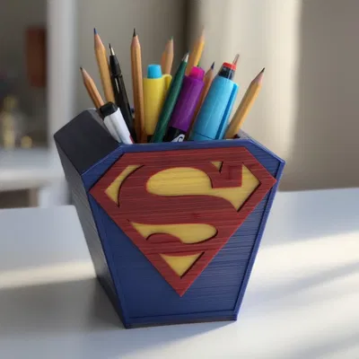 Ống Đựng Bút Superman – Gọn Ngầu, Biểu Tượng Huyền Thoại