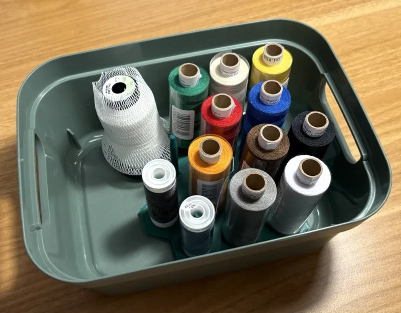 Khay giữ ống chỉ may – Tùy chỉnh kích thước (Thread Spool Holder) - Image 2