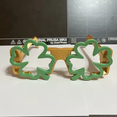 Kính Cỏ Ba Lá Saint Patrick’s Day – Print-in-Place Hinge, không cần MMU