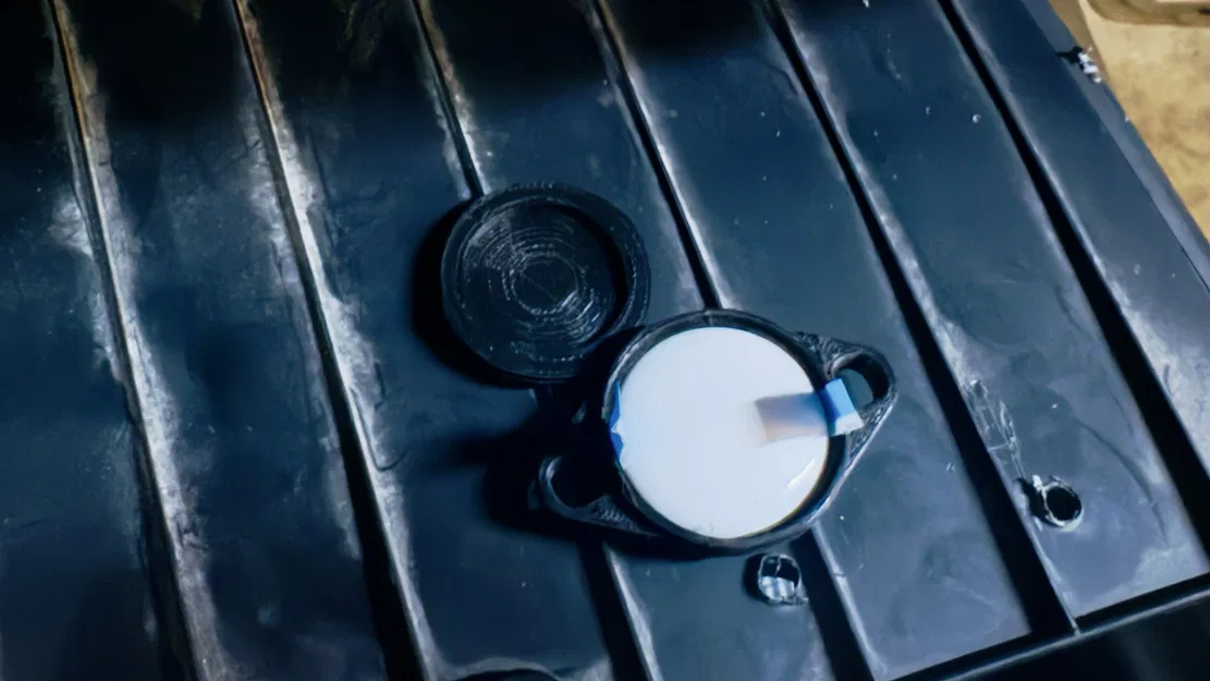 Case Theo Dõi Xe Tàng Hình cho Apple AirTag - Image 3