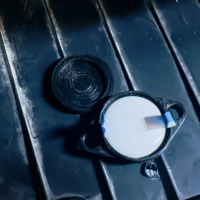 Case Theo Dõi Xe Tàng Hình cho Apple AirTag