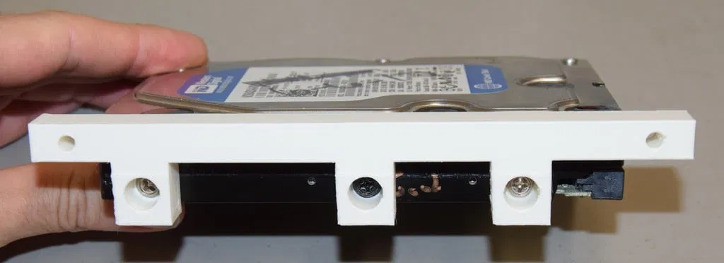 Ngàm/Thanh adapter gắn ổ cứng 3.5" từ cụm quạt đôi 80mm - Image 1