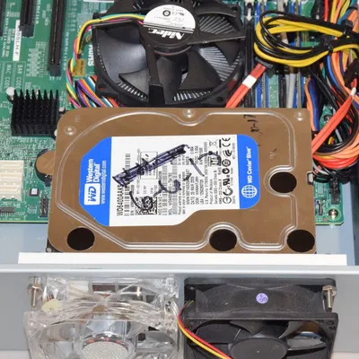 Ngàm/Thanh adapter gắn ổ cứng 3.5" từ cụm quạt đôi 80mm