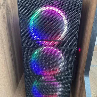 Mặt trước (Front panel) Ginzzu SL600