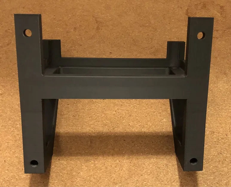 Giá treo tường cho UGREEN NASync DH2300 (remix) - Image 2