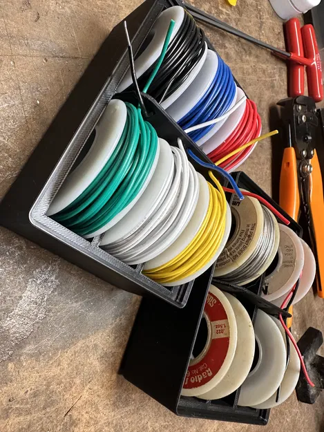 Khay để cuộn dây Gridifinity Wire Spool Caddy - Image 4