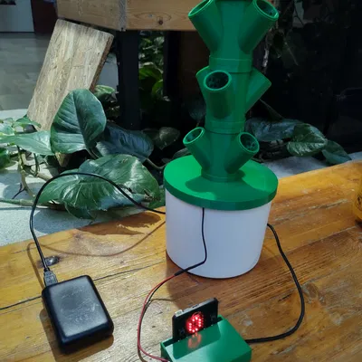 Giá đỡ aquaponic dọc điều khiển bằng micro:bit