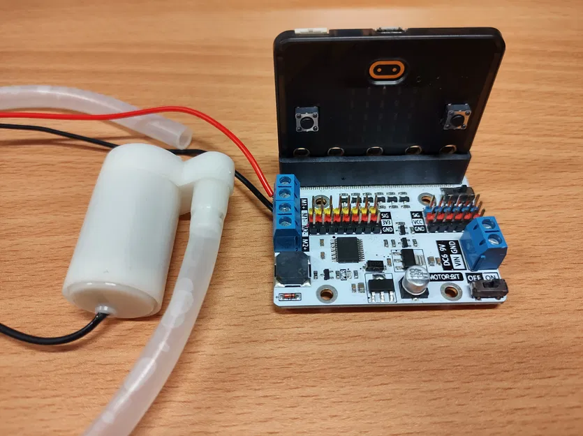 Giá đỡ aquaponic dọc điều khiển bằng micro:bit - Image 2