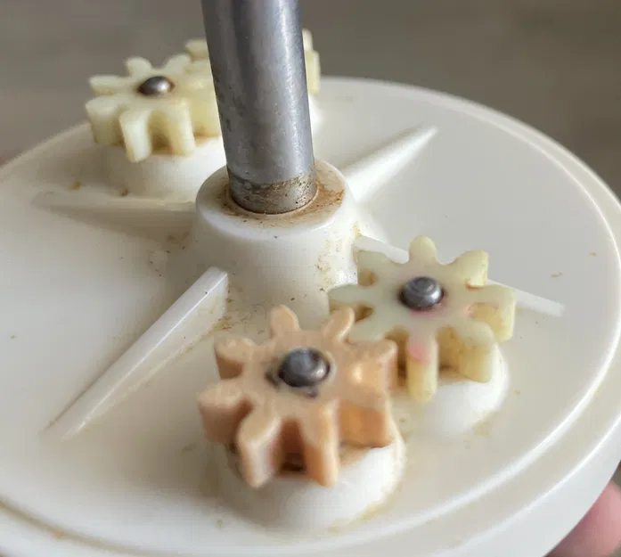 Bánh răng (Шестеренка) - Image 1