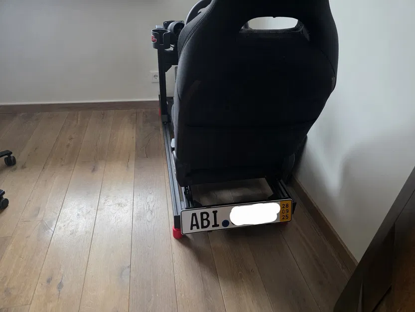 Giá đỡ biển số Sim Rig kiểu châu Âu - Image 1