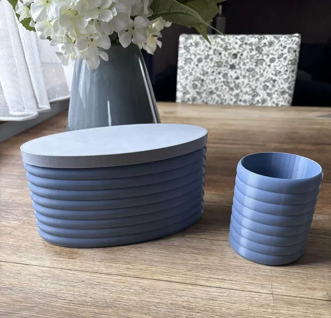 CLOUDIE - Giá để bàn chải & hộp oval lớn nắp bản lề - Image 1