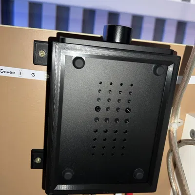 Giá treo FOSI V3 amp dưới bàn – bản Remix từ statuscomplex