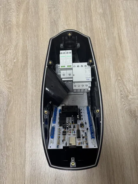 Vỏ Tesla Wall Connector GEN2 tận dụng cho ESP32-S2 EVSE (open source) - Image 4