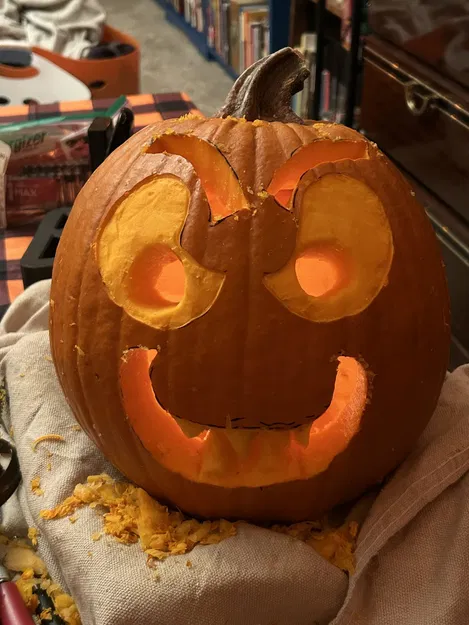 Bộ kê khắc bí ngô – Giữ bí cố định khi bạn đang khắc! - Image 3