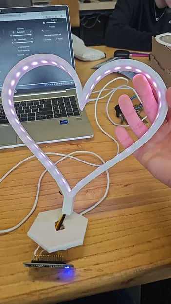 Đèn WLED hình trái tim ESP32/ESP8266 cho dải LED addressable W2813 - Image 3