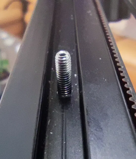 Template lỗ M3 canh giữa cho ốc rỗng bôi trơn ray MGN9H - Image 1