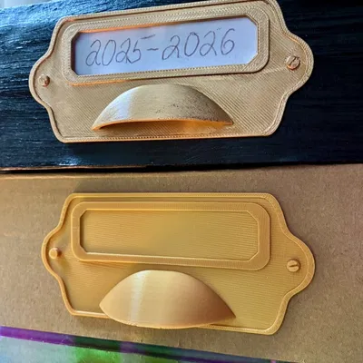 Bảng nhãn kiểu vintage để upcycling hộp filament và các loại hộp khác