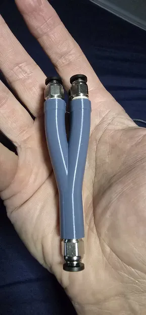 Bộ chia PTFE 4 nhánh ren M10 cho đầu nối PC4 - Image 2