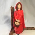 Tượng Cô Bé Quàng Khăn Đỏ (Red Riding Hood Statue) - Thumbnail 3