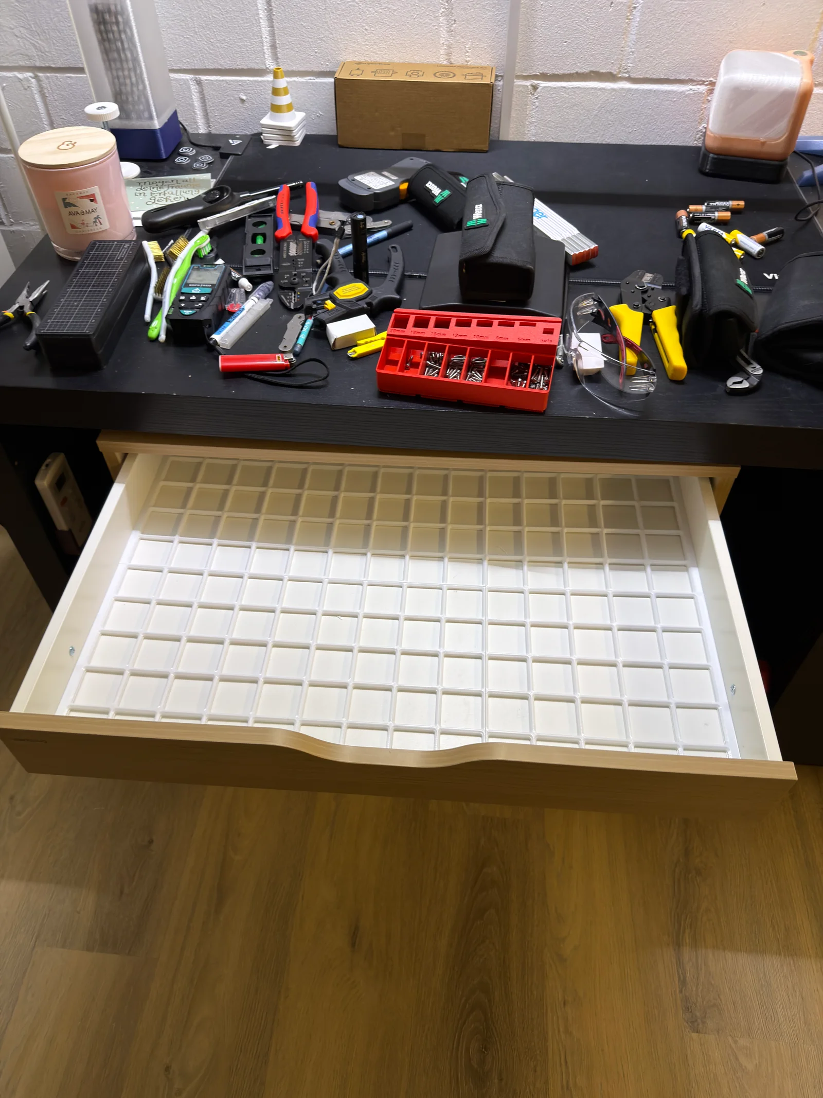 IKEA Alex (wide) Gridfinity Baseplate DE Version 1