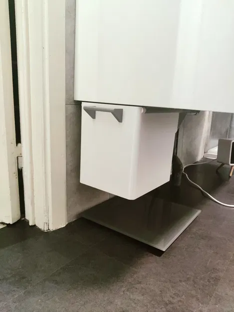 Thùng rác treo phòng tắm (poubelle salle de bain suspendu) - Image 1