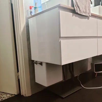 Thùng rác treo phòng tắm (poubelle salle de bain suspendu)