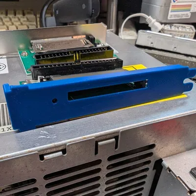 Ngàm gắn IBM PS/2 MCA CF Adapter và bộ chuyển HDD LED