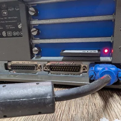 Ngàm gắn IBM PS/2 MCA CF Adapter và bộ chuyển HDD LED