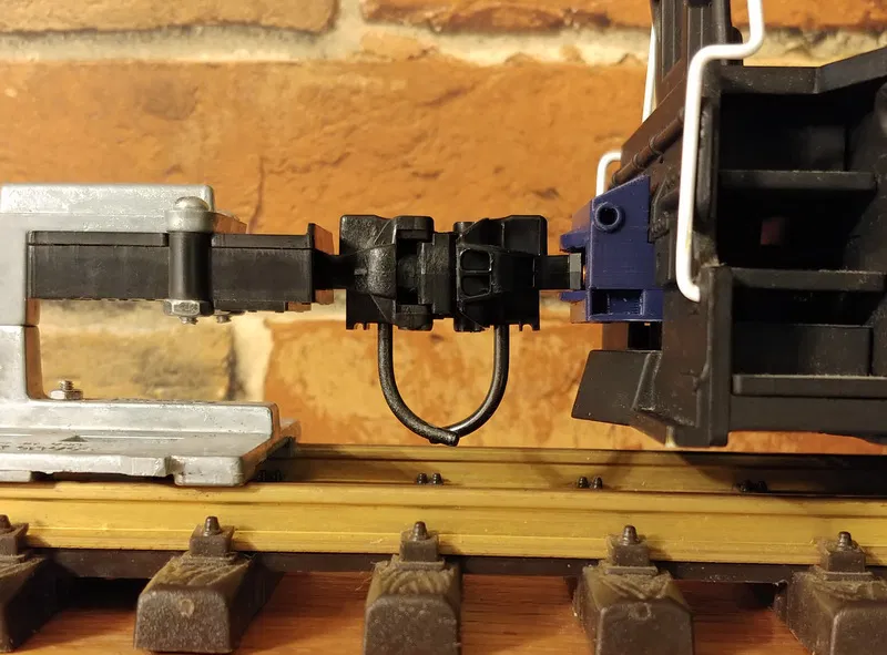 Hộp chuyển đổi coupler Kadee cho Aristocraft RS3 - Image 2