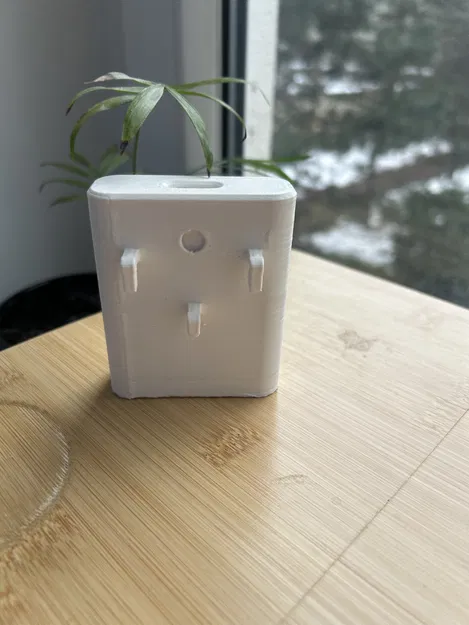 Giá treo sạc GP Batteries E421 cho pegboard IKEA SKÅDIS - Image 2