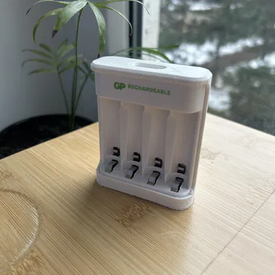 Giá treo sạc GP Batteries E421 cho pegboard IKEA SKÅDIS