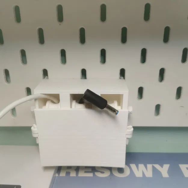 Bộ sắp xếp dây cáp cho bảng IKEA Skådis - Image 1