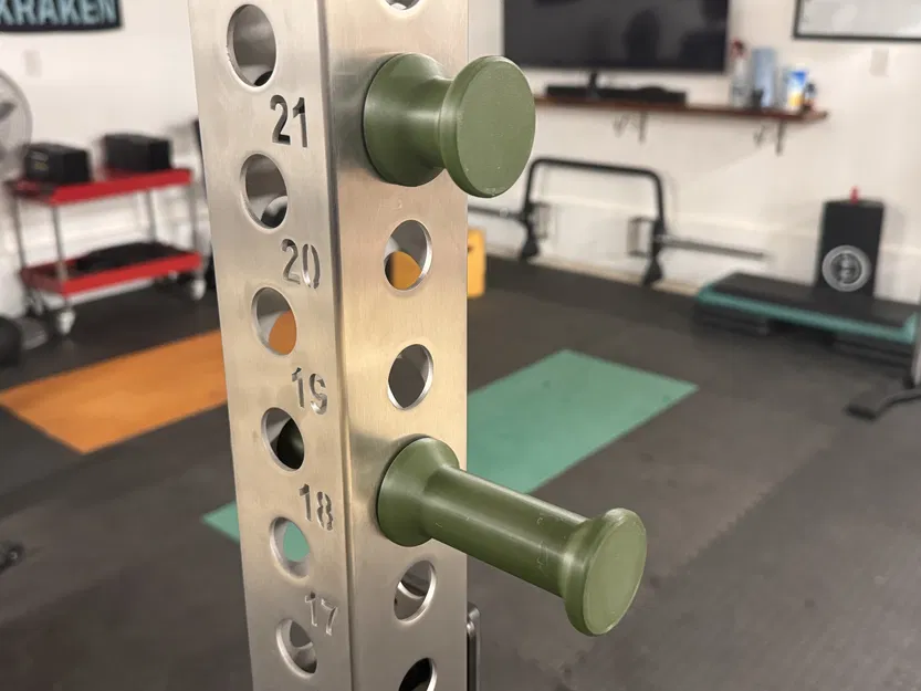Chốt Treo Đồ Ren Cho Squat Rack 3x3 (Lỗ 1") - Image 1