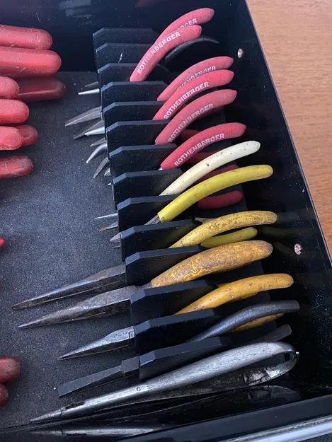 Giá giữ kìm, spanner đặt nghiêng (Space Saver Alien Type) - Image 5